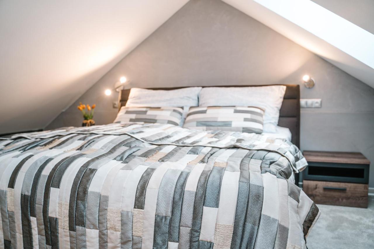 Banská Štiavnica Apartman V Sovom Hniezde מראה חיצוני תמונה